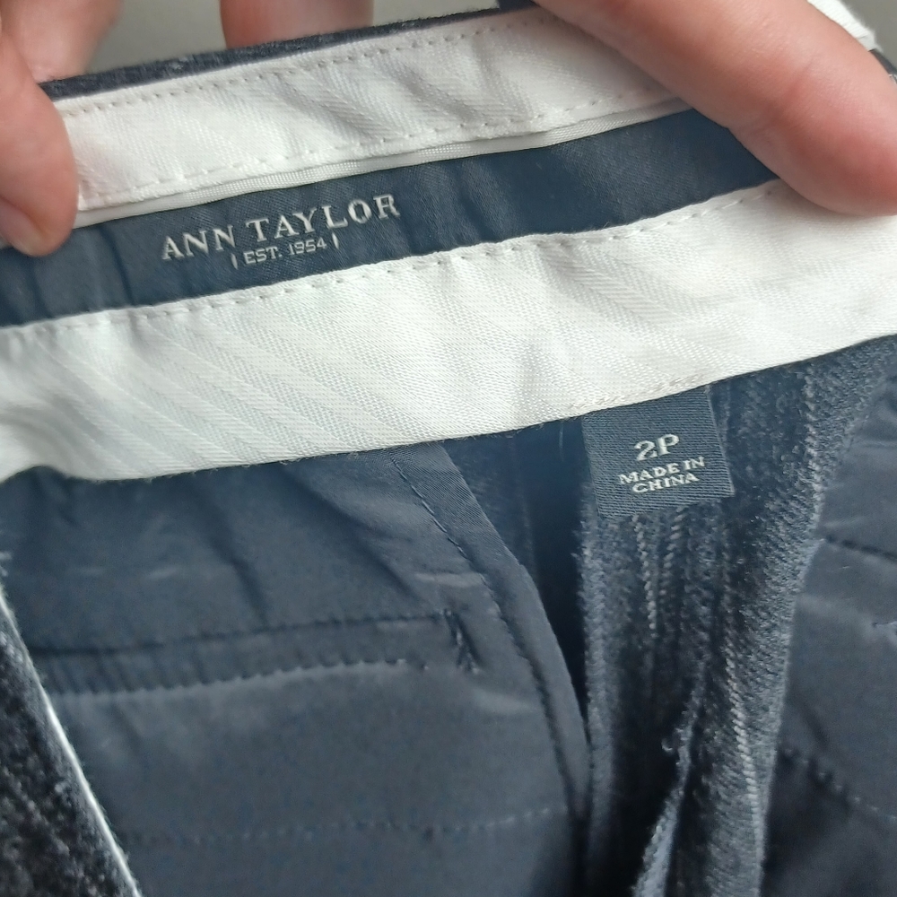 Ann Taylor dress pants 2P virgin wool blend - Picture 5 of 6